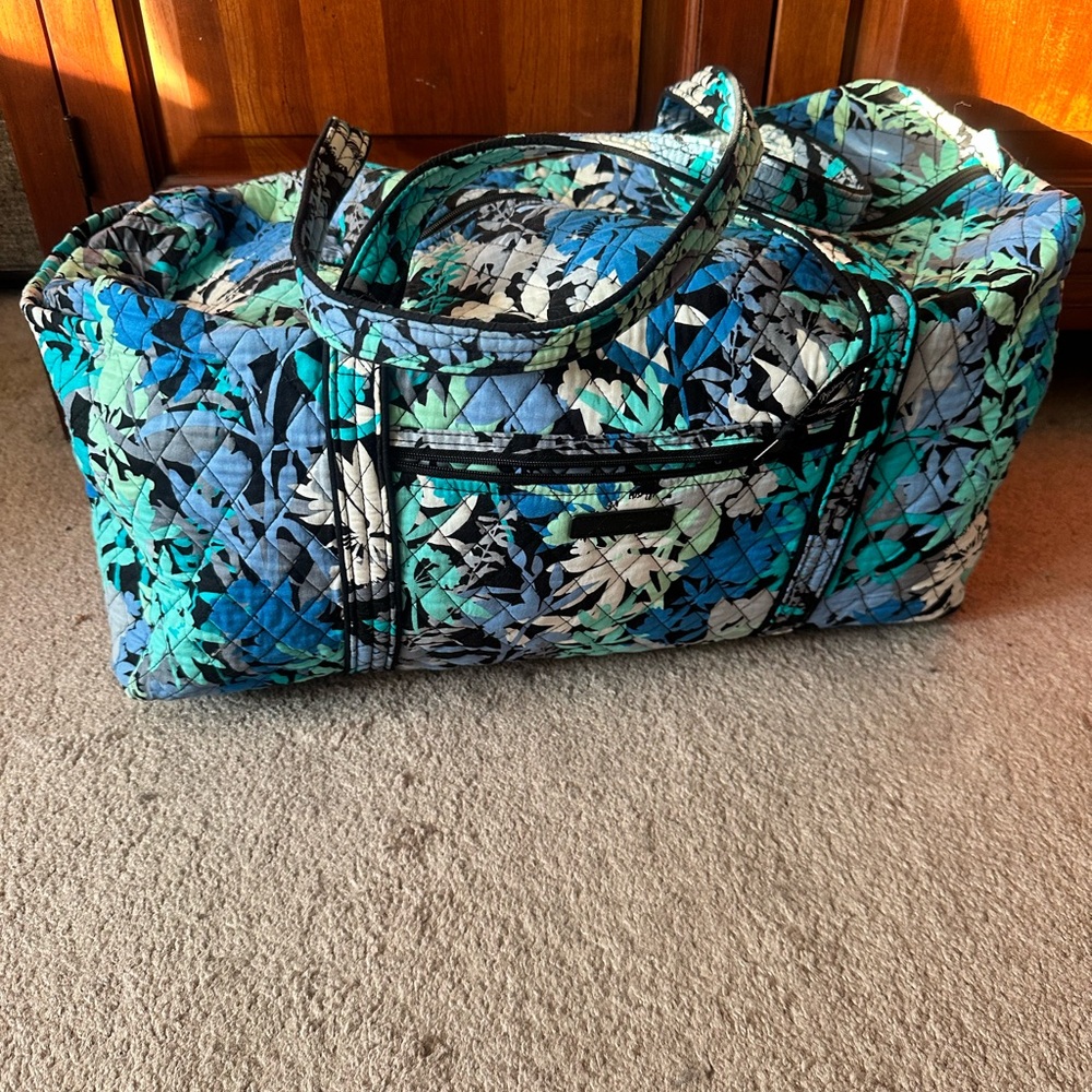 Vera Bradley Floral Quilted Women's Bag